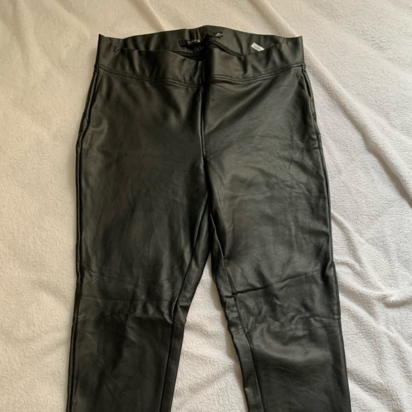 ONE5ONE™ Solid Faux Leather 4-Way Stretch Legging - Picture 2 of 5